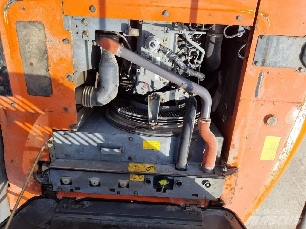 Hitachi ZX 210 LC-3 Vikšriniai ekskavatoriai