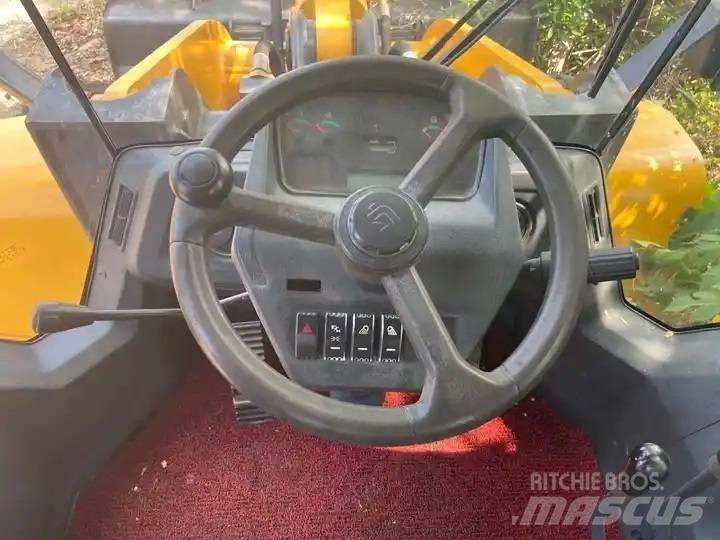 LiuGong 856 Naudoti ratiniai krautuvai