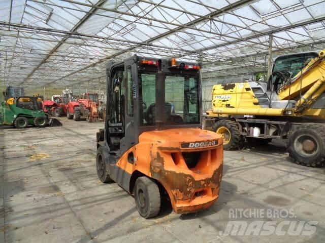 Doosan D35C-7 Dyzeliniai krautuvai
