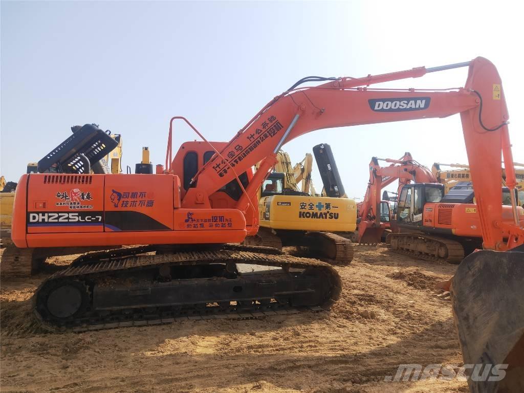Doosan DH225LC-7 Vikšriniai ekskavatoriai