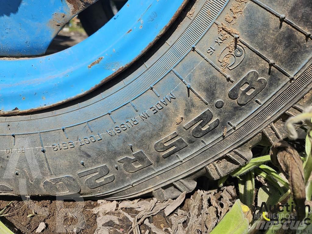 MTZ Belarus 80 Traktoriai