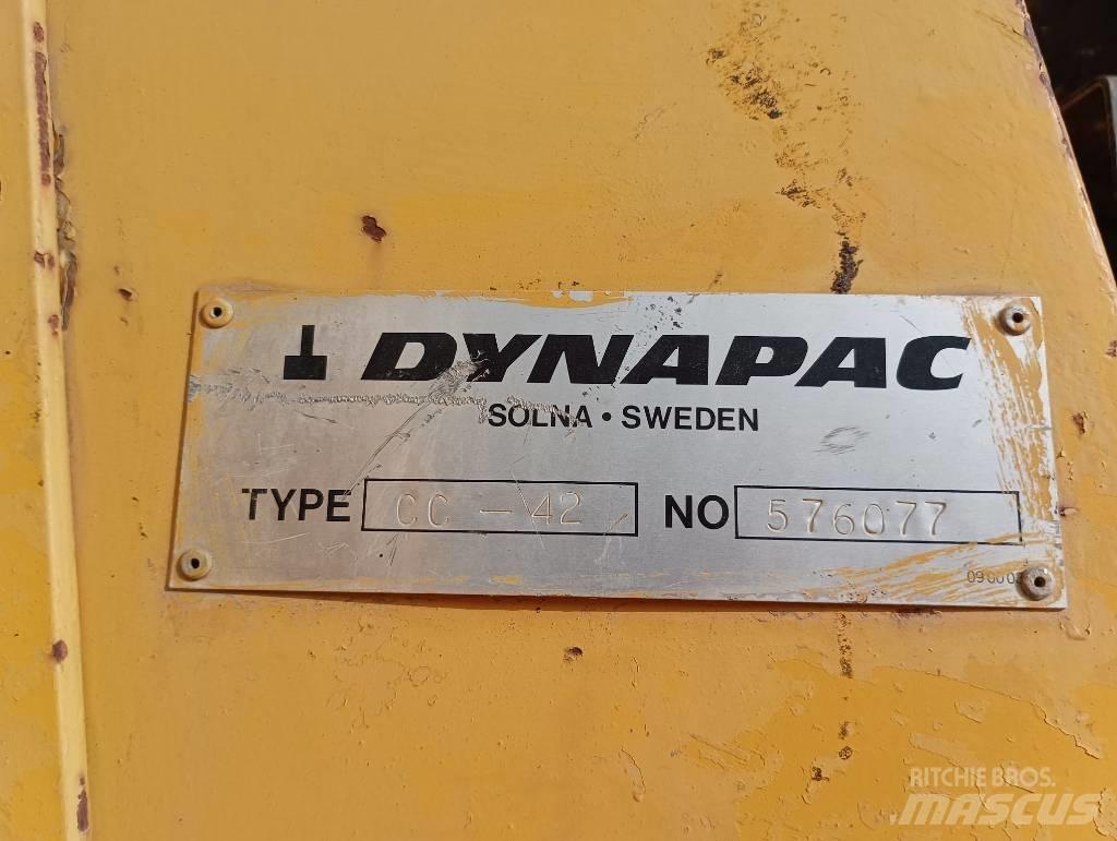 Dynapac CC 42 Porinių būgnų volai