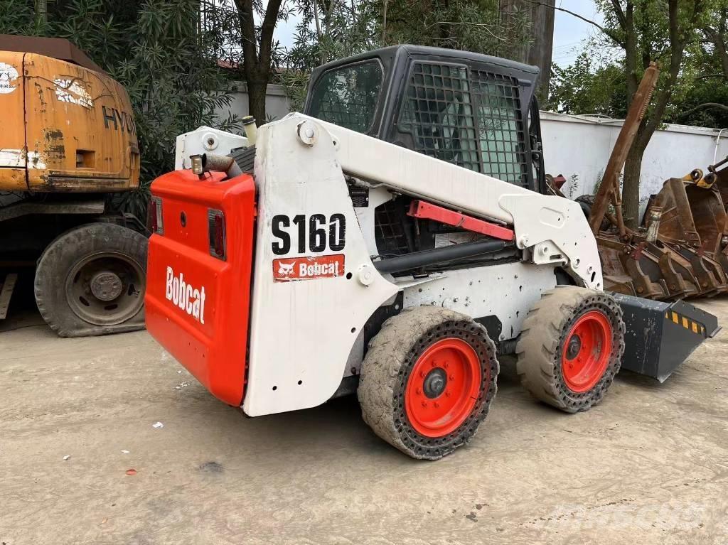 Bobcat S 160 Krautuvai su šoniniu pasukimu