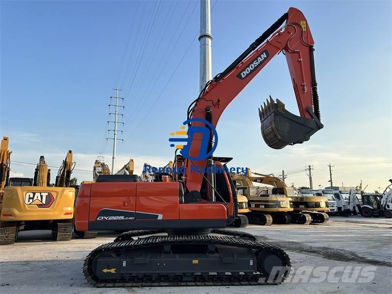 Doosan DX 225 LCA Vikšriniai ekskavatoriai