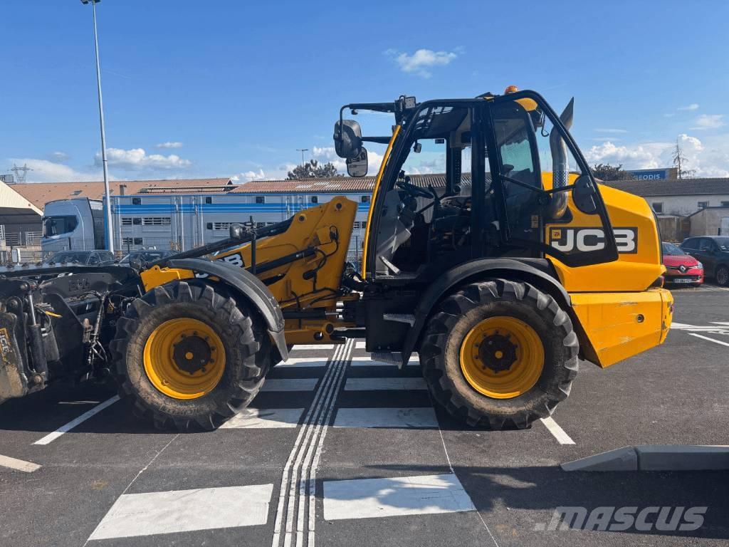 JCB TM 320 S Teleskopiniai krautuvai žemės ūkiui