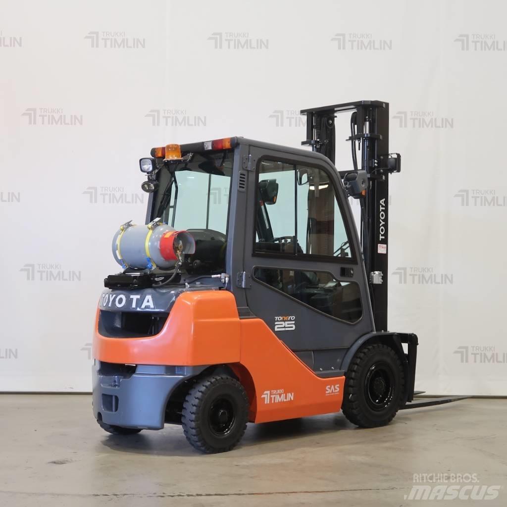 Toyota 02-8FGF25 LPG (dujiniai) krautuvai