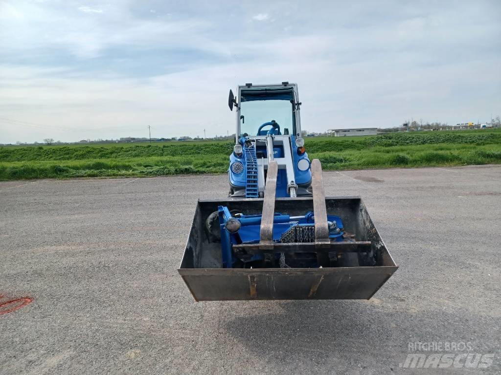 Multione SL840 4WD Krautuvai su šoniniu pasukimu