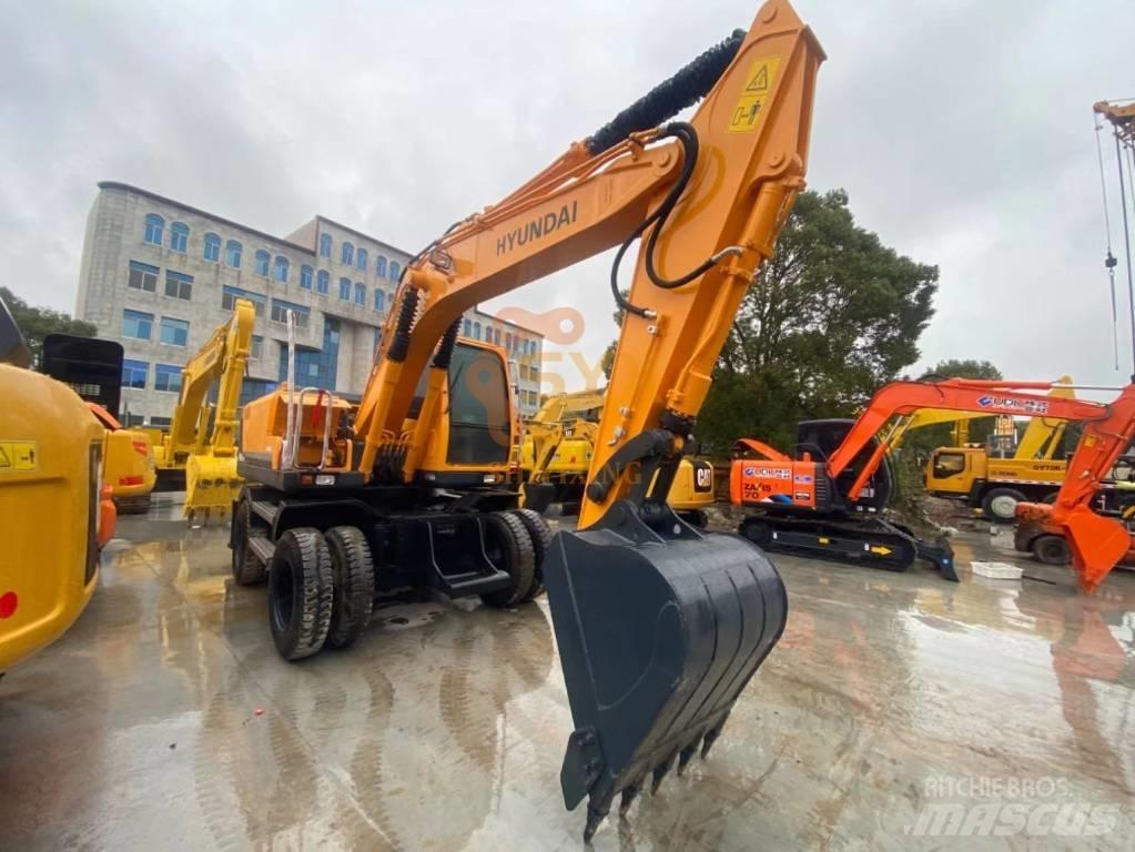 Hyundai 150W-9 Ratiniai ekskavatoriai