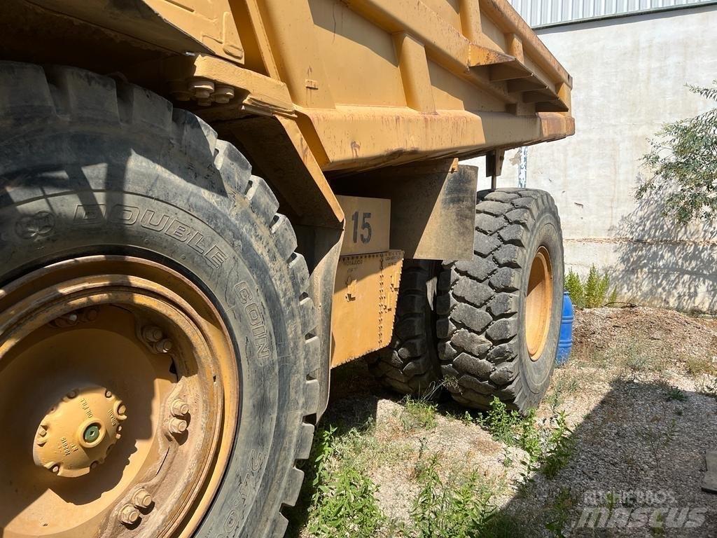 CAT 773 D Atliekų išvežimo technika