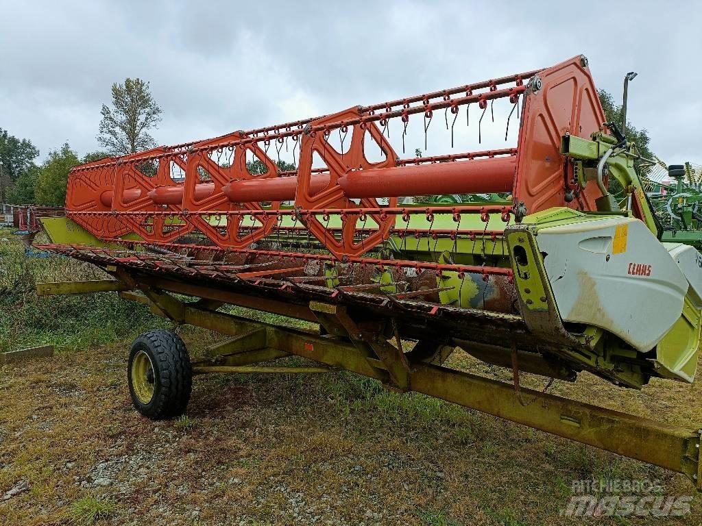CLAAS Tucano 450 Derliaus nuėmimo kombainai