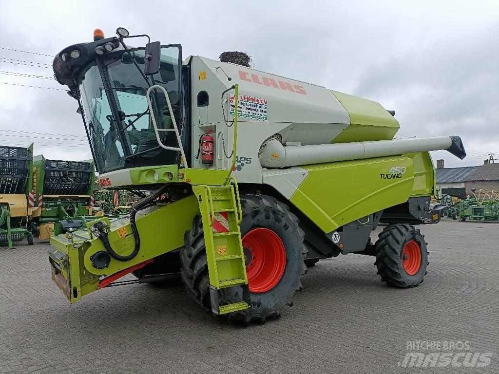 CLAAS Tucano 450 Derliaus nuėmimo kombainai