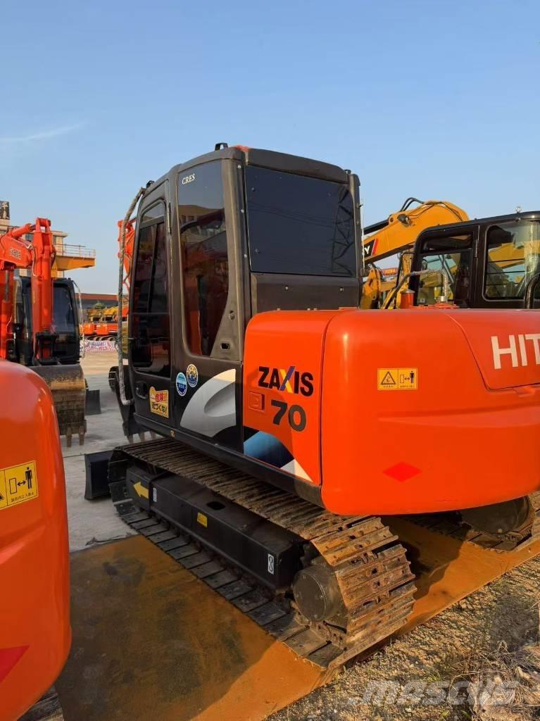 Hitachi Zaxis 70 Vikšriniai ekskavatoriai