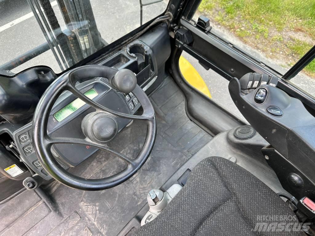 Yale GDP 70 VX Dyzeliniai krautuvai