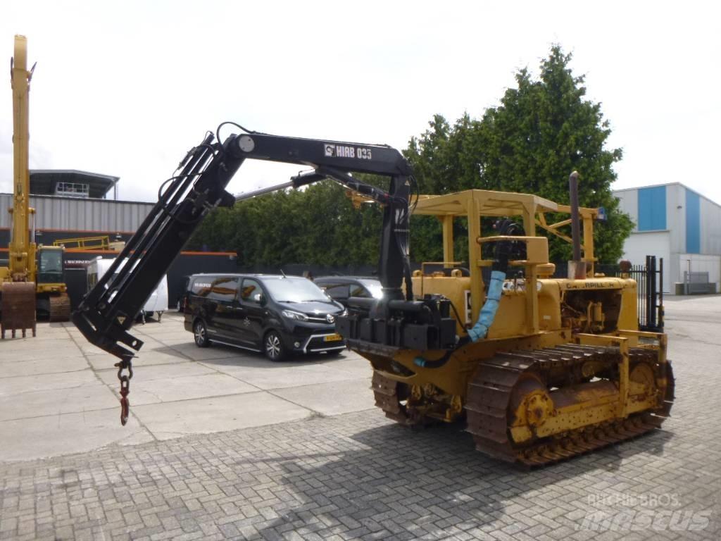 CAT D 4 D Vikšriniai buldozeriai