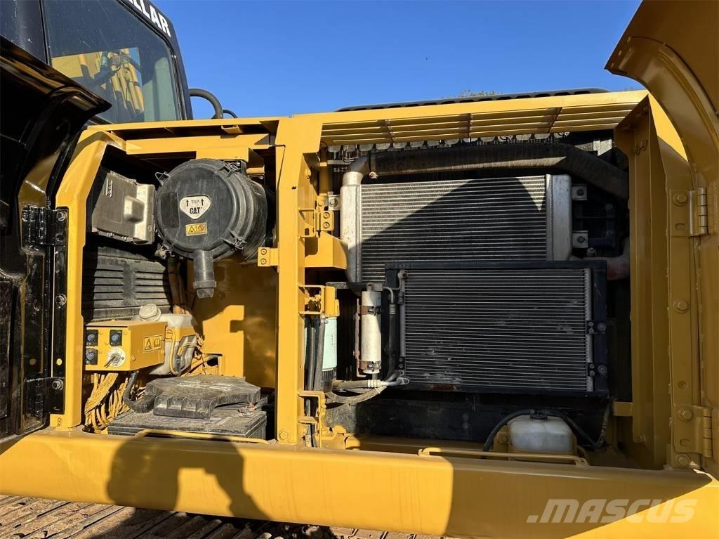 CAT 320 D L Vikšriniai ekskavatoriai