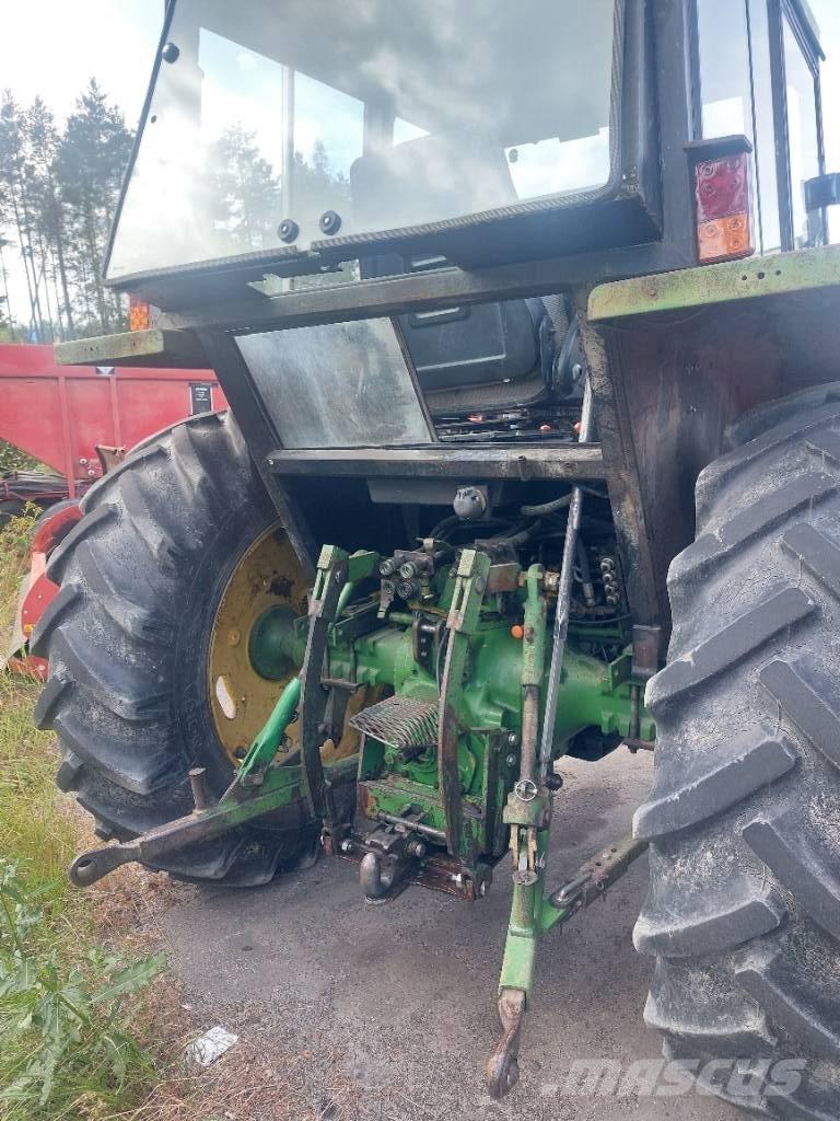 John Deere 2040 Traktoriai
