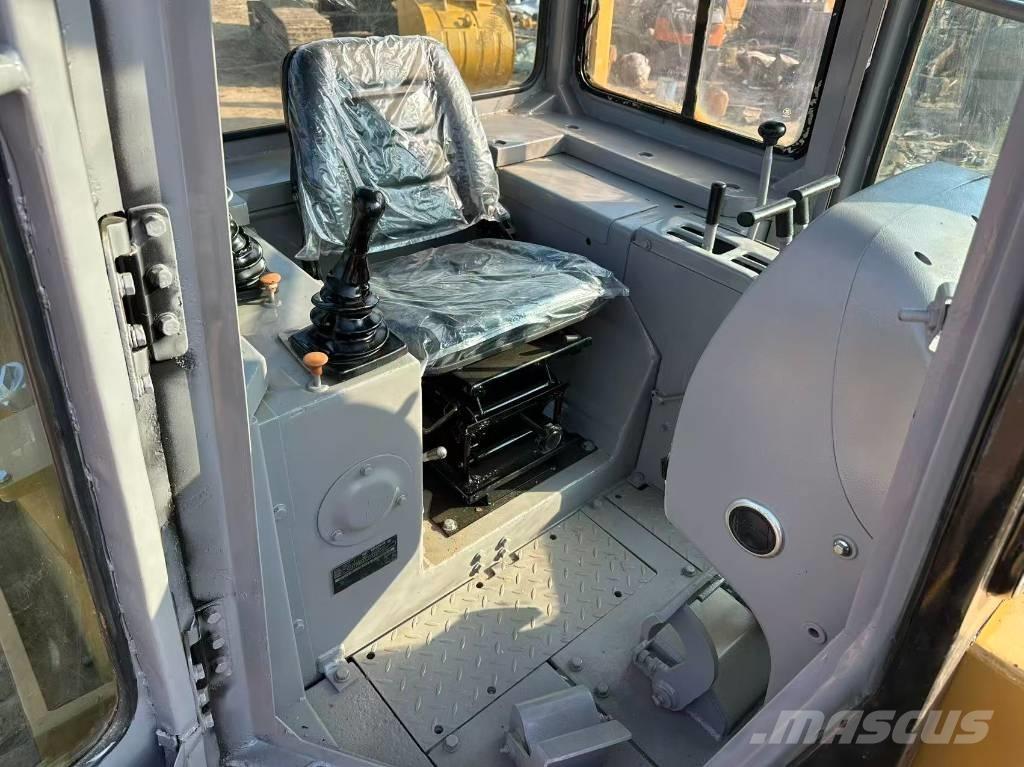 CAT D6G Vikšriniai buldozeriai