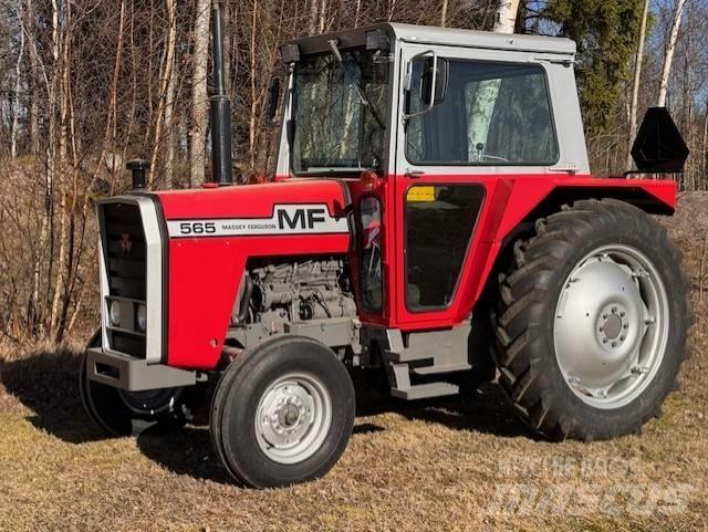 Massey Ferguson 565 Traktoriai