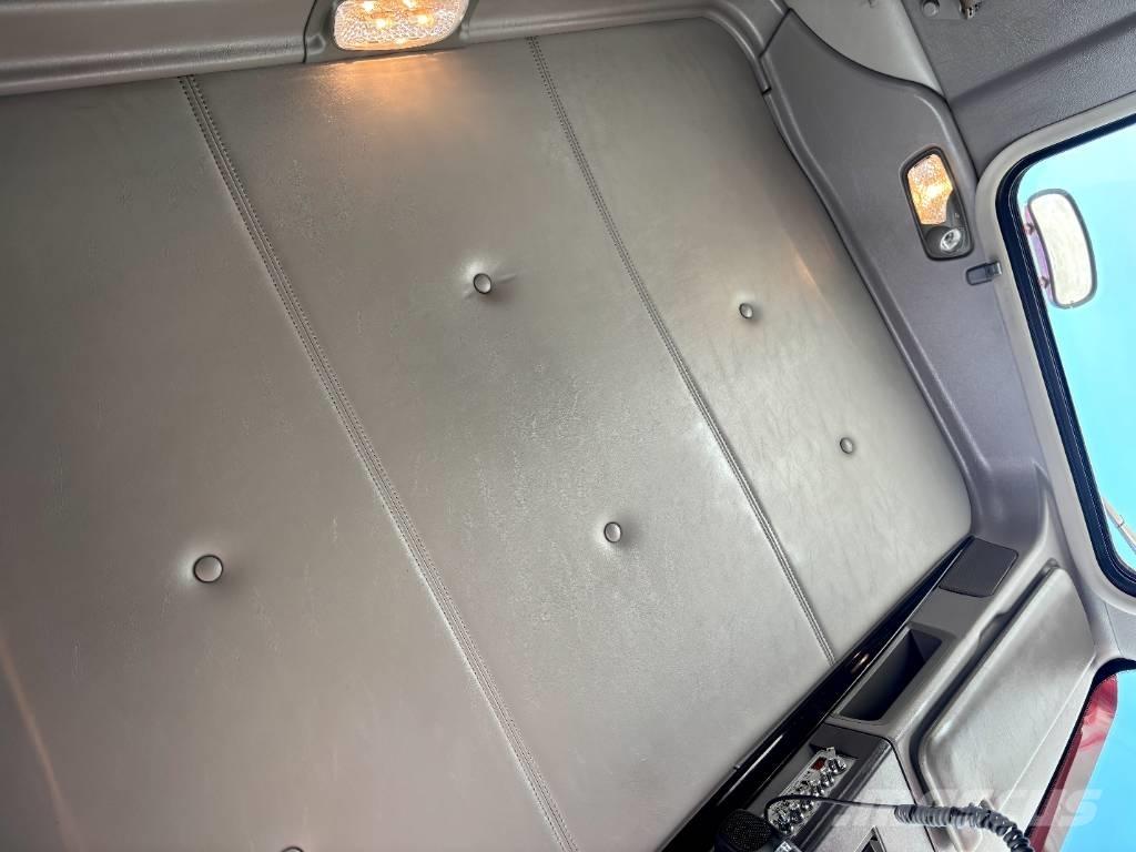 Kenworth W 900 Naudoti vilkikai