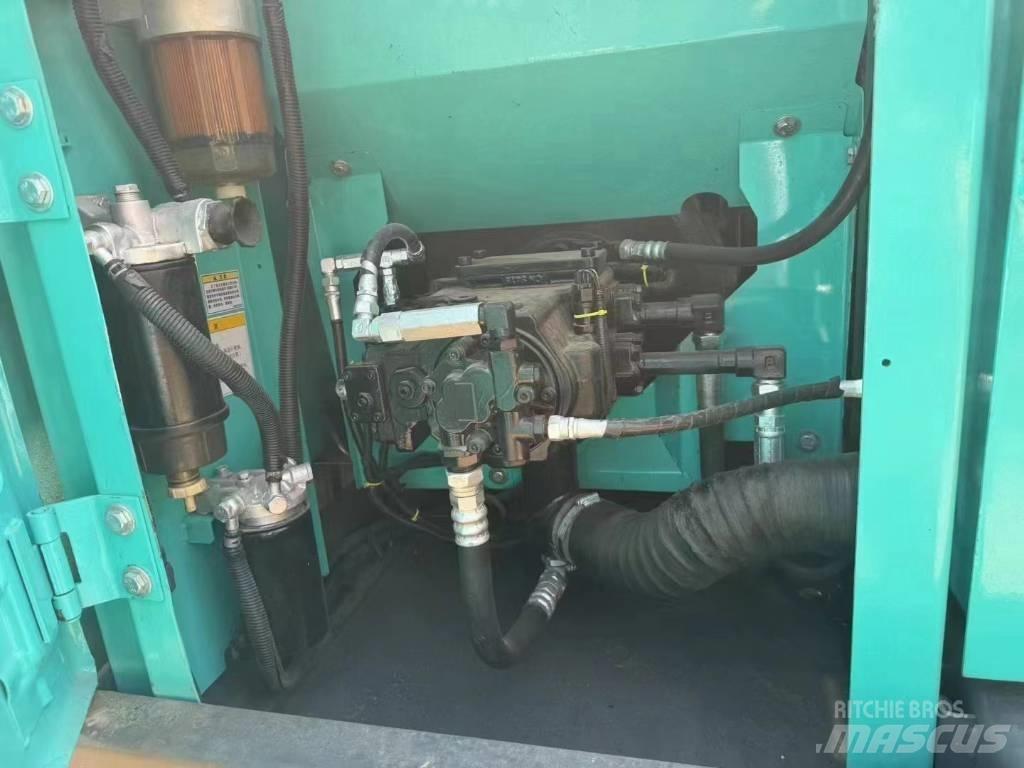 Kobelco SK 140 LC Vikšriniai ekskavatoriai