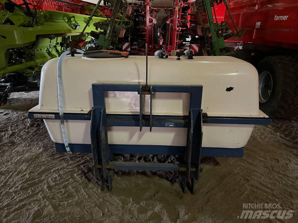 Kyndestoft 1500 L Trąšų purkštuvai
