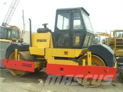 Dynapac CC 422 Porinių būgnų volai