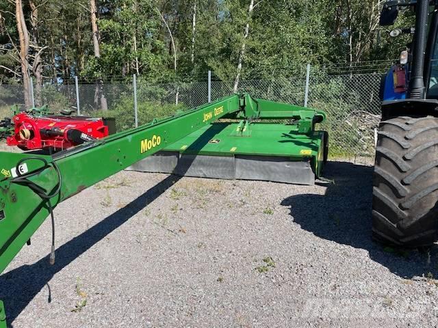 John Deere 946 Formuojančios žoliapjovės