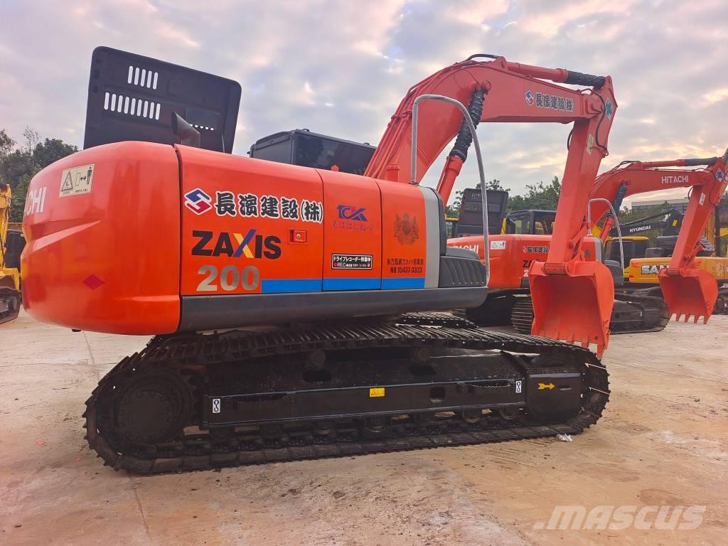 Hitachi ZAXIS 200-3 Vikšriniai ekskavatoriai