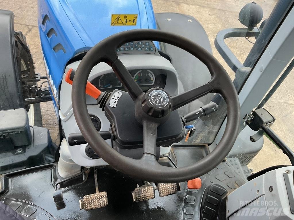 New Holland T 7.245 Traktoriai