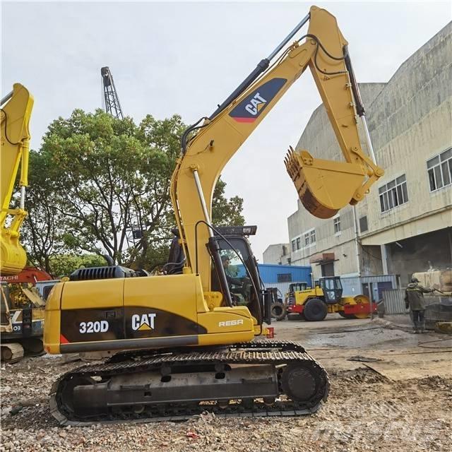 CAT 320D Vikšriniai ekskavatoriai