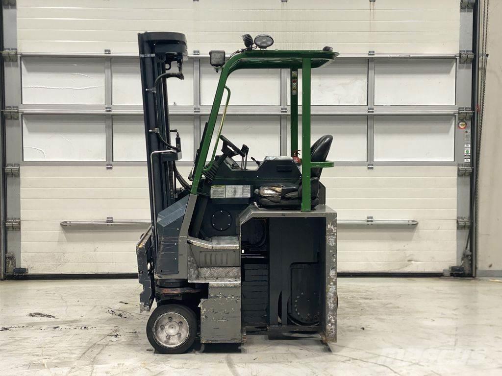 Combilift CBE2500 Krautuvai su pakrovimu iš šonų