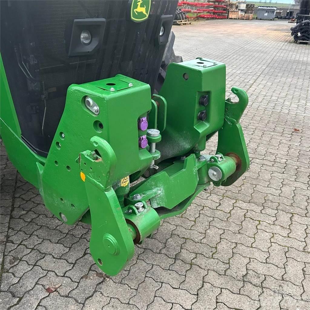 John Deere 8R340 Traktoriai