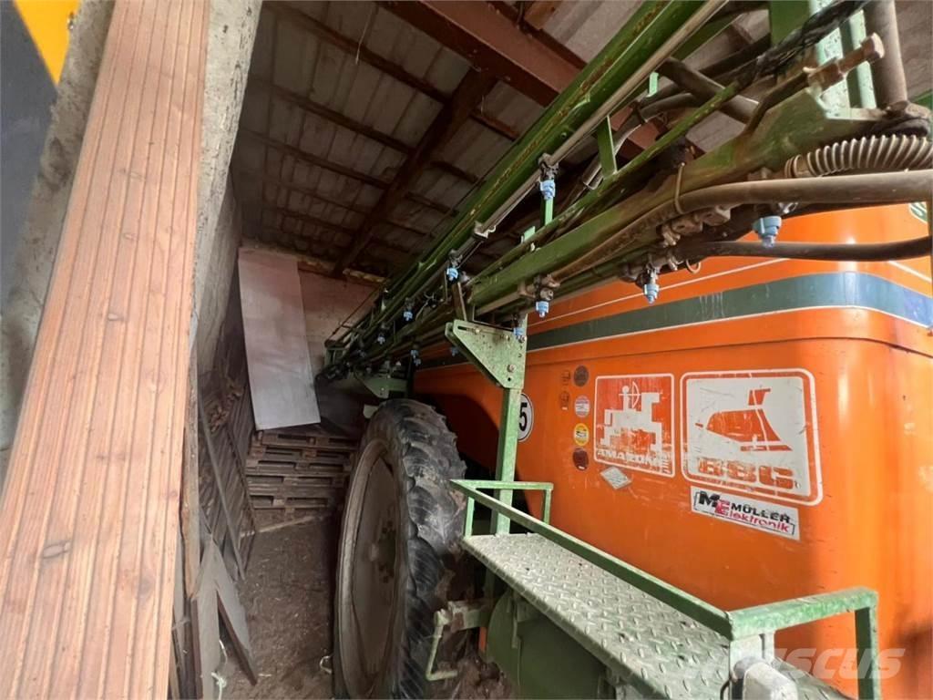 Amazone S330 Nova Prikabinami purkštuvai