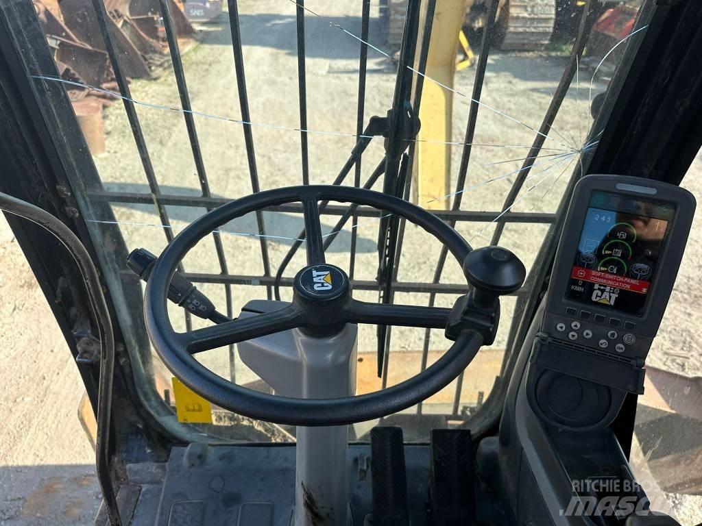 CAT M 318 D MH Atliekų / pramoniniai krautuvai
