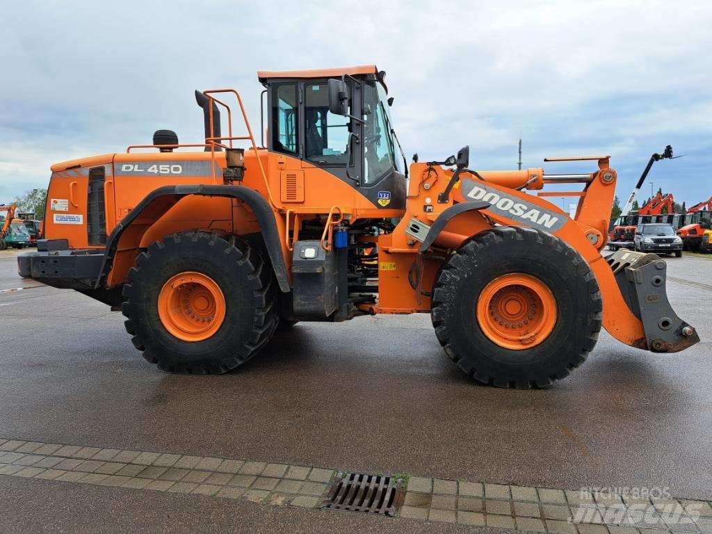 Doosan DL 450-3 Naudoti ratiniai krautuvai