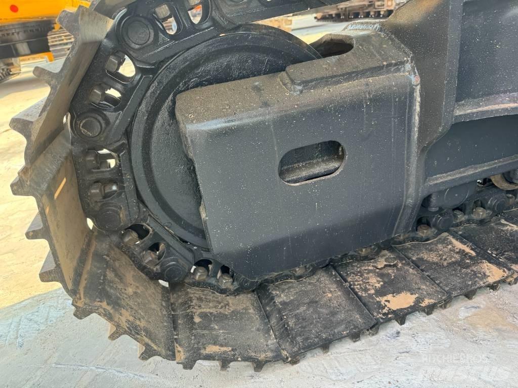 Doosan DX 225 LCA Vikšriniai ekskavatoriai