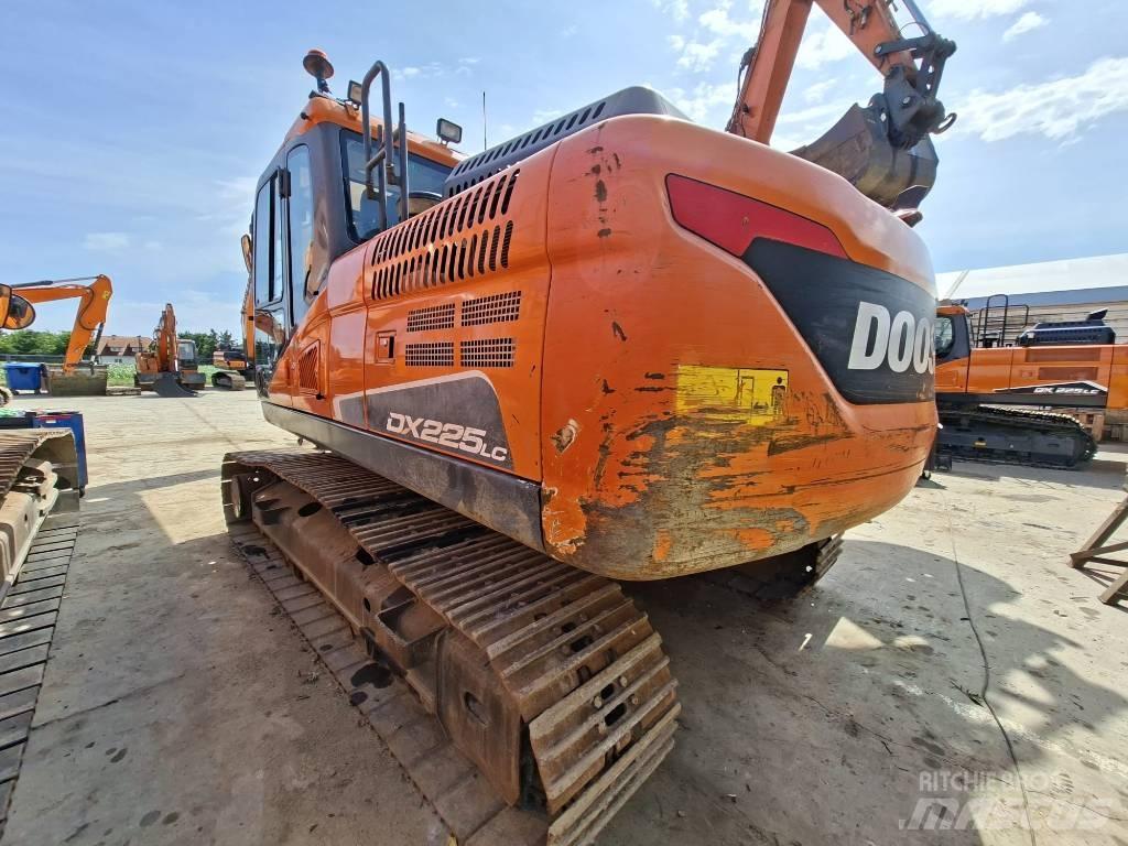 Doosan DX 225 LC-5 Vikšriniai ekskavatoriai