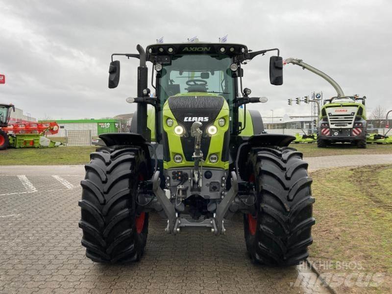 CLAAS AXION 870 Traktoriai
