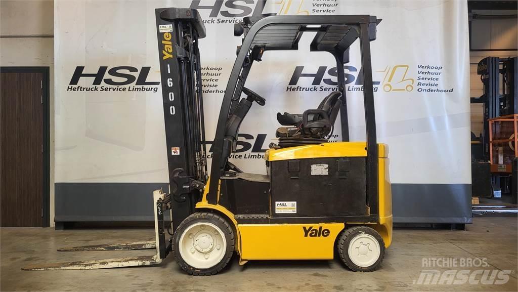 Yale ERC30VG 2018 Elektriniai šakiniai krautuvai