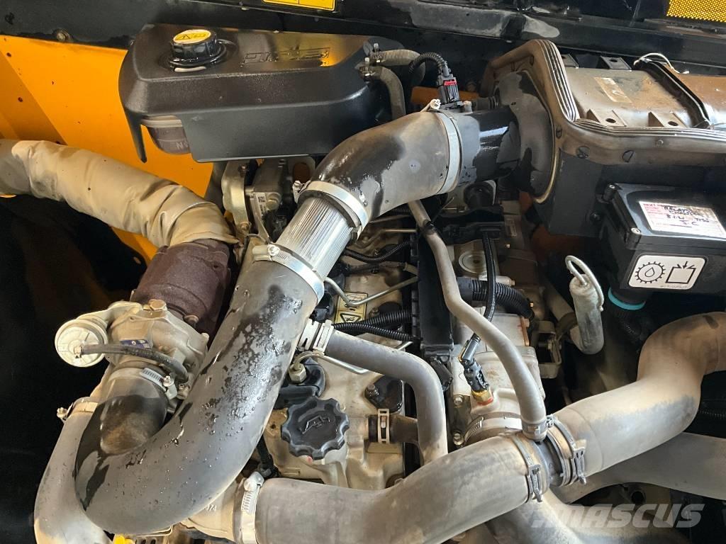 JCB 540-140 Teleskopiniai krautuvai