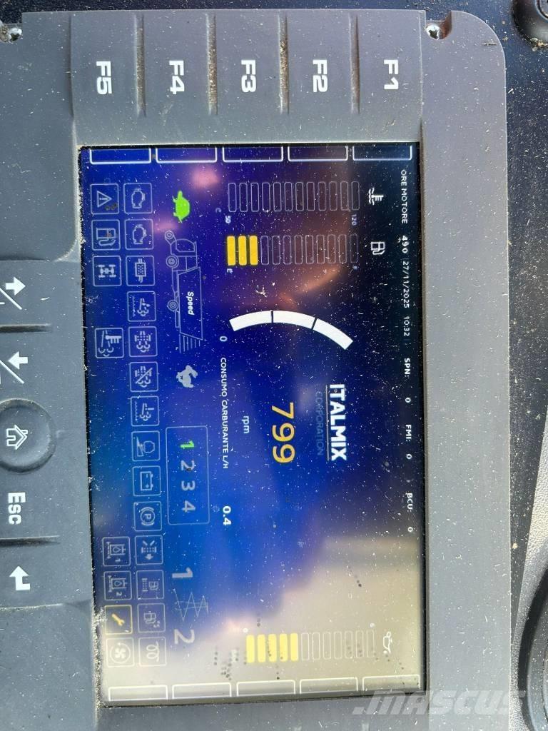  MATRIX ROVER JUMBO Pašarų maišytuvai-dalytuvai