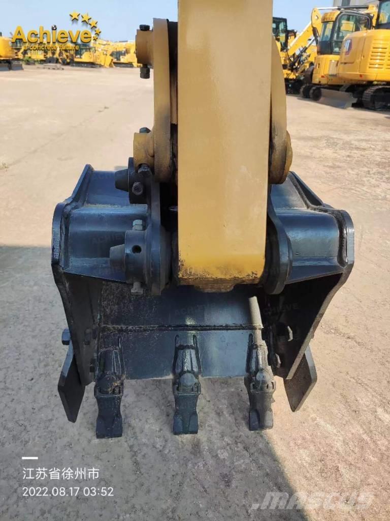 CAT 302CR Vikšriniai ekskavatoriai