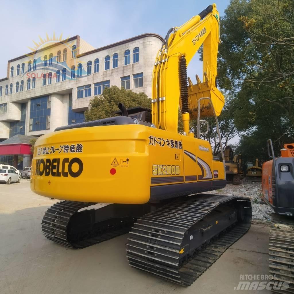 Kobelco SK 200 Vikšriniai ekskavatoriai