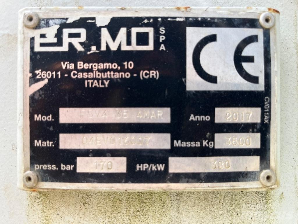 Ermo FSV4/35 Apverčiamieji plūgai