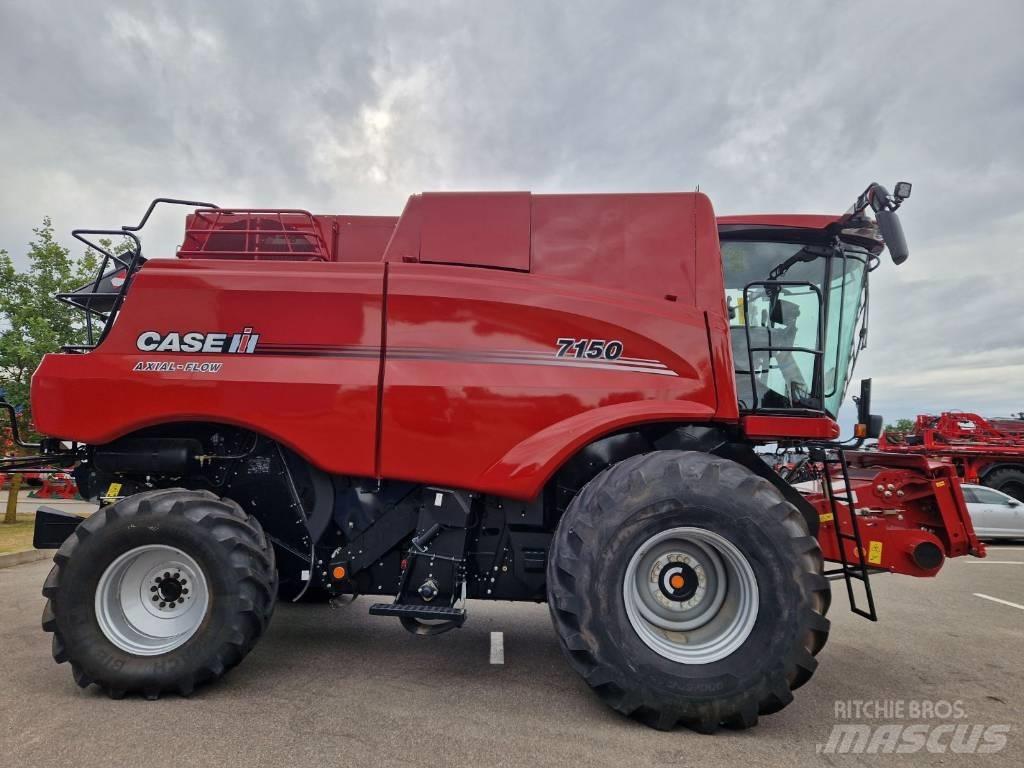 Case IH AF 7150 Derliaus nuėmimo kombainai