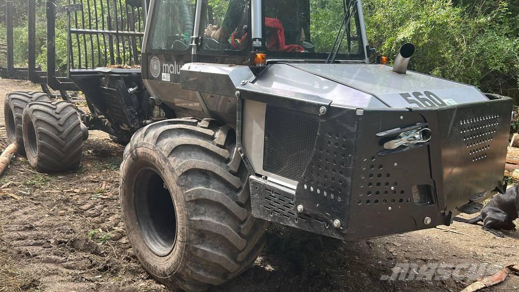 Malwa 560 F Naudoti miškovežiai (Forvarderiai)