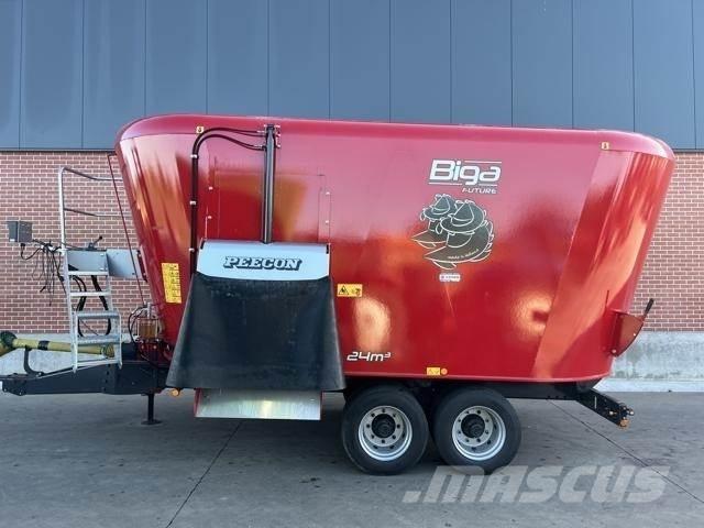 Peecon VME-240 Pašarų maišytuvai-dalytuvai