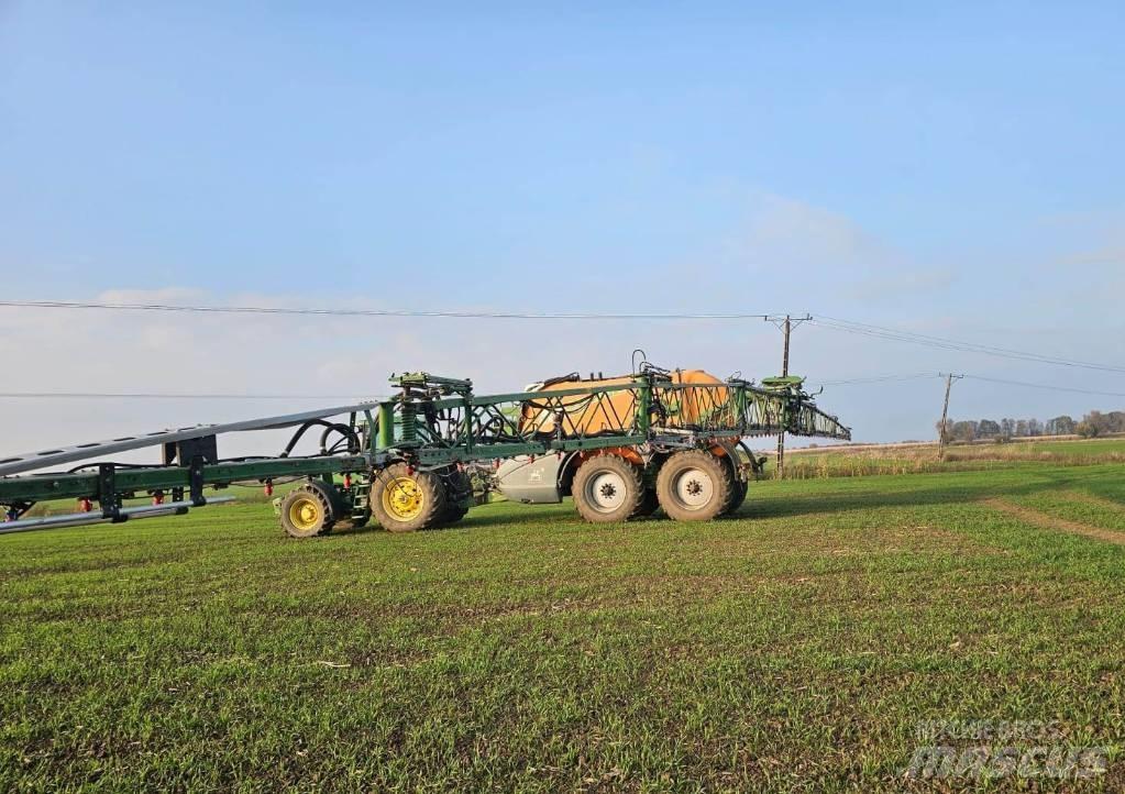 Amazone UX 11200 Prikabinami purkštuvai