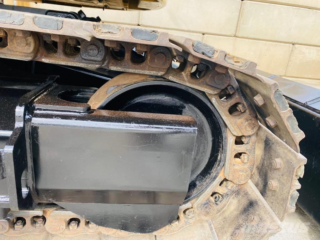 CAT 309 CR Vidutinės galios ekskavatoriai 7-12 t