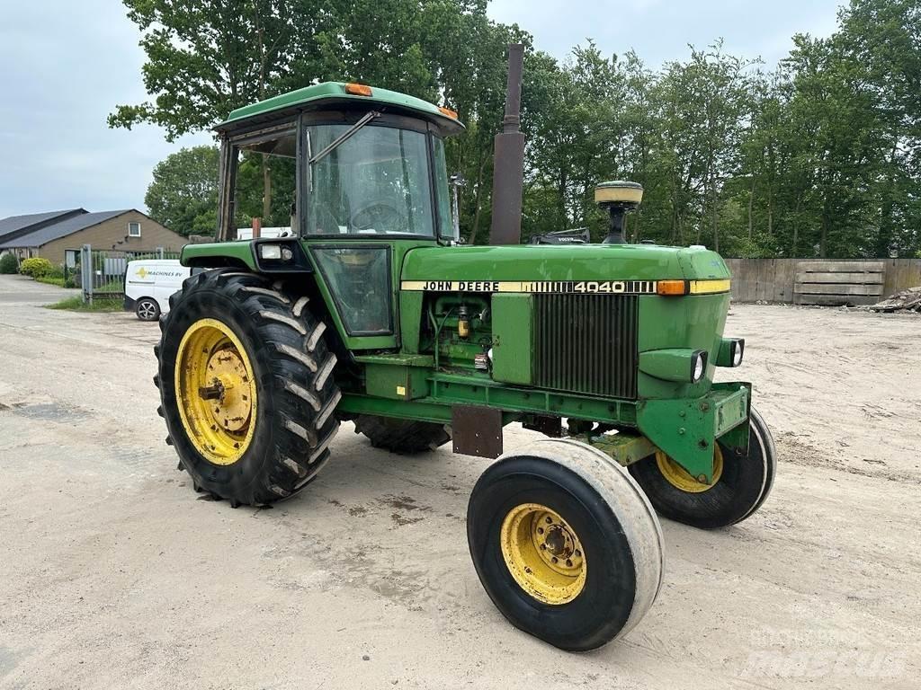 John Deere 4040 Traktoriai